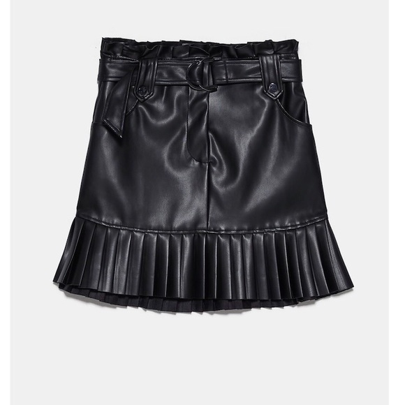 ZARA Pleated Faux Leather Pleated Mini Skirt - Picture 14 of 16